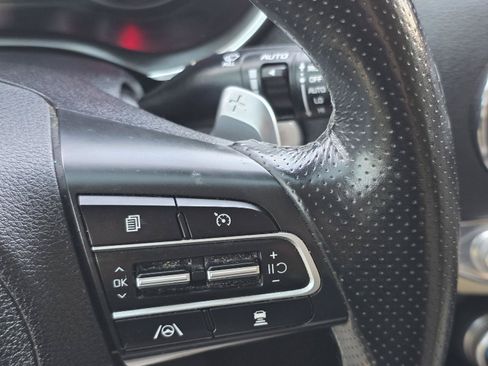 Used 2022 Kia Stinger GT-Line w/ Sun & Sound Package RWD image 12