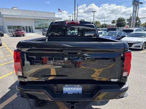 Certified 2024 Chevrolet Colorado Trail Boss w/ LPO, Dark Essentials Package image 7