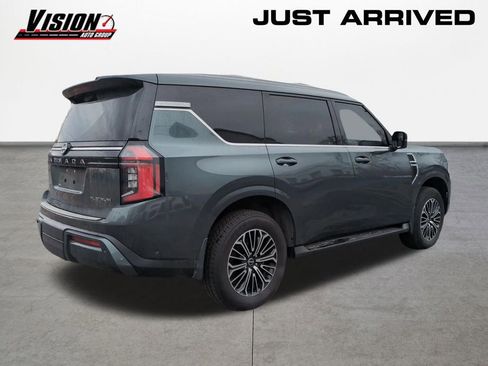 Used 2025 Nissan Armada Platinum image 5