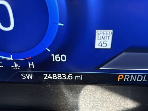 Certified 2022 Ford Explorer Platinum w/ Equipment Group 601A image 9