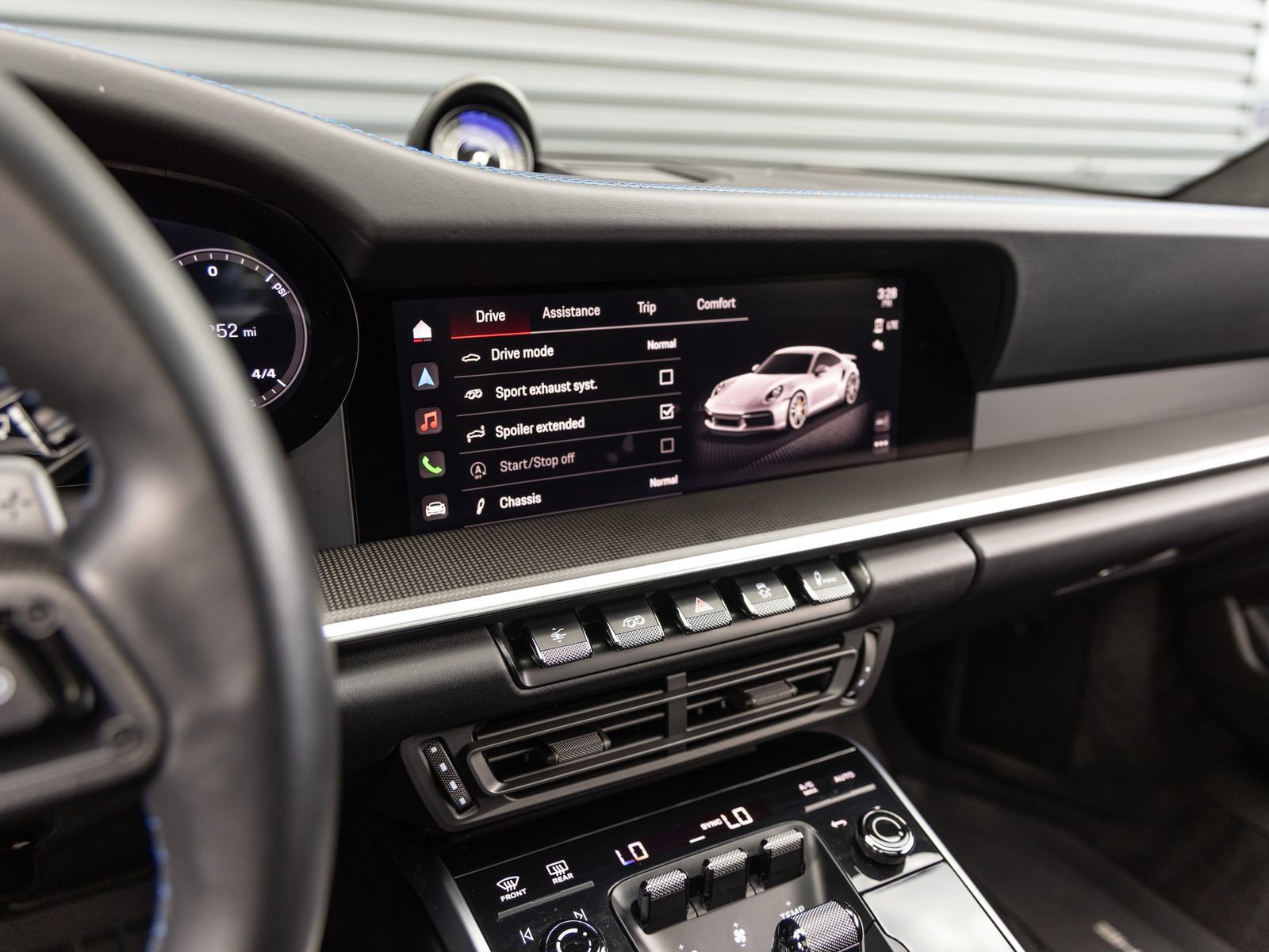 Certified 2022 Porsche 911 Turbo S AWD/4WD image 16
