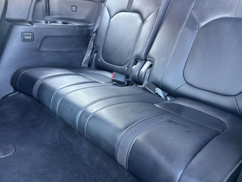 Used 2024 Honda Pilot EX-L image 32