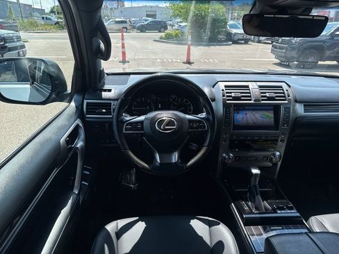 Used 2020 Lexus GX 460 Premium AWD/4WD image 15