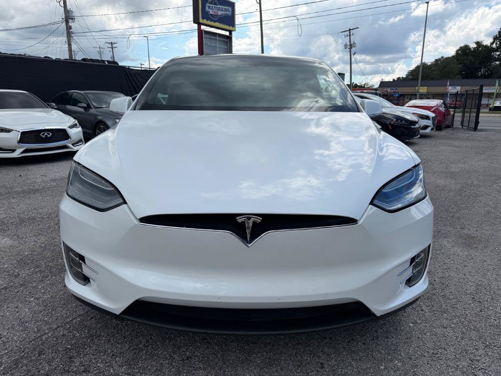 Used 2020 Tesla Model X Long Range AWD/4WD image 2