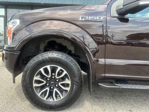 Used 2018 Ford F150 XLT w/ Equipment Group 302A Luxury AWD/4WD image 12
