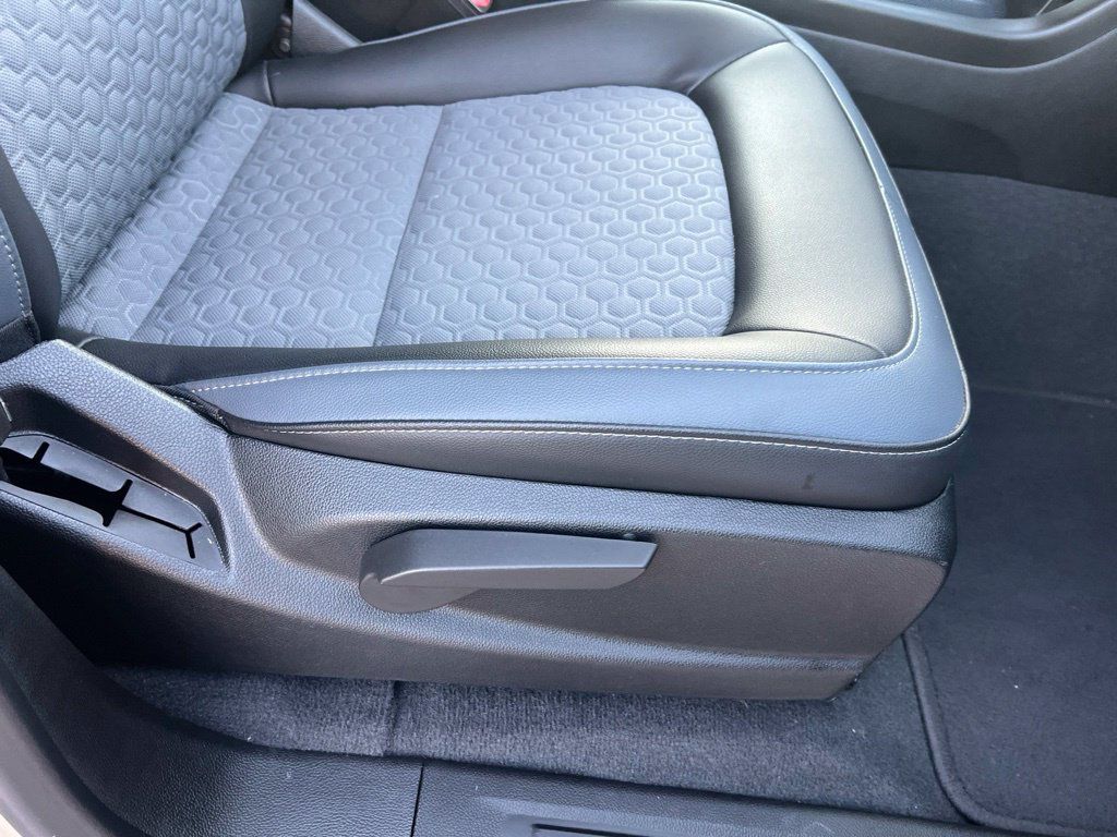 Used 2022 Chevrolet Colorado Z71 RWD image 19