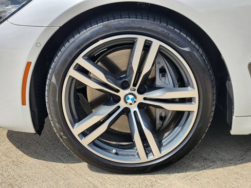 Used 2019 BMW 750i w/ M Sport Package RWD image 10