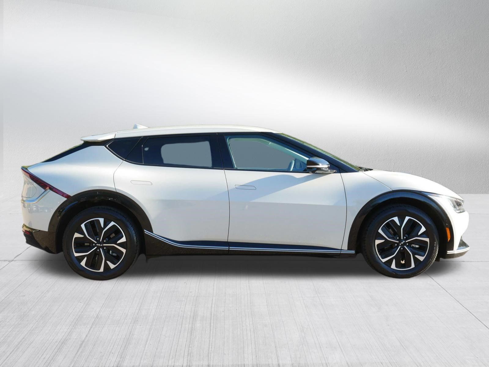 Certified 2023 Kia EV6 Wind w/ Wind Technology Package AWD/4WD image 8