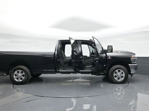 Used 2025 RAM 3500 Big Horn AWD/4WD image 67