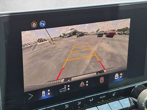 Used 2026 Chevrolet Colorado Trail Boss AWD/4WD image 14