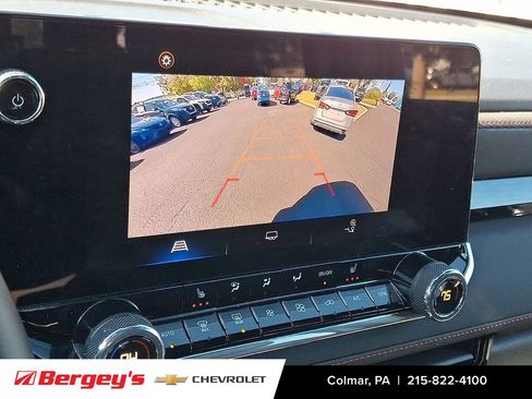 Certified 2024 Chevrolet Colorado Z71 w/ Z71 Convenience Package 2 image 18