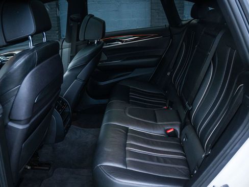 Used 2018 BMW 640i Gran Turismo xDrive w/ M Sport Package image 20