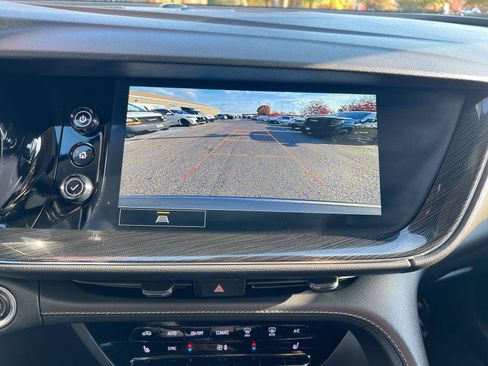 Used 2022 Buick Envision Essence w/ Safety Package image 19