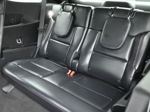 Used 2025 Ford Explorer ST-Line w/ Premium Package RWD image 24
