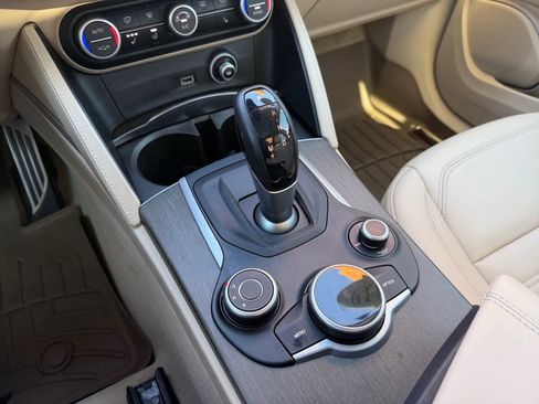 Used 2019 Alfa Romeo Stelvio Ti Lusso w/ Quick Order Package 22X Lusso image 20