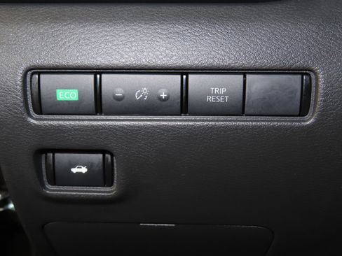 Certified 2025 Nissan Sentra S image 35