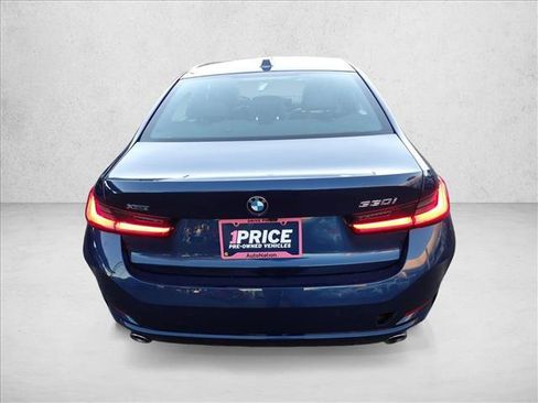 Used 2023 BMW 330i xDrive Sedan image 3