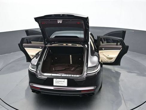 Certified 2023 Porsche Panamera 4 Platinum Edition AWD/4WD image 29