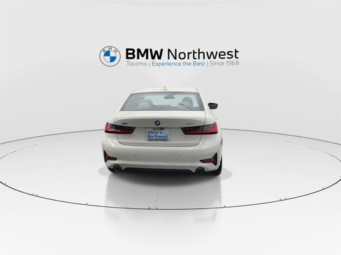 Used 2021 BMW 330i xDrive 330i xDrive w/ Convenience Package image 2