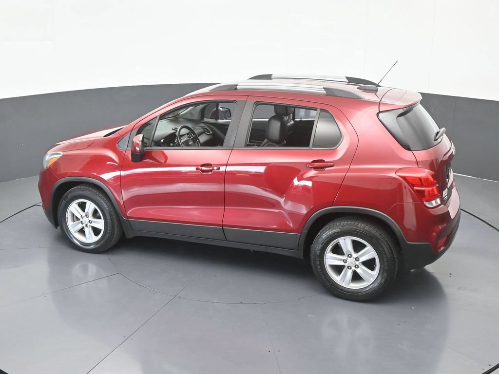 Used 2021 Chevrolet Trax LT w/ LT Convenience Package FWD image 45