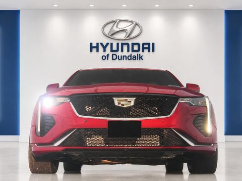 Used 2022 Cadillac CT4 Sport RWD image 5