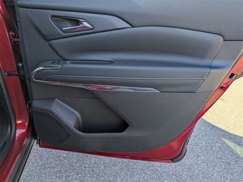 New 2026 Chevrolet Traverse LT w/ Sun and Wheel Package image 34