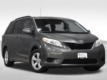 Used 2012 Toyota Sienna LE