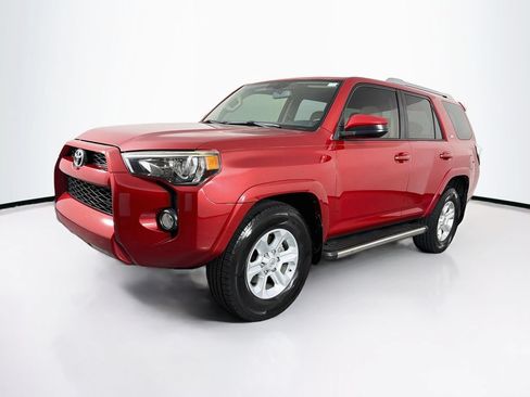 Used 2017 Toyota 4Runner SR5 RWD image 3