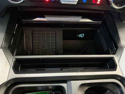 Used 2025 Ford F350 Lariat w/ FX4 Off-Road Package image 24