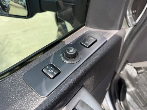 Used 2015 Ford F250 Lariat w/ Lariat Interior Package image 22