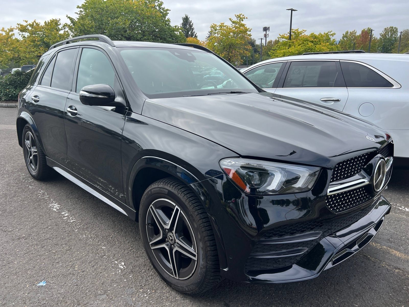 Used 2022 Mercedes-Benz GLE 350 4MATIC image 3