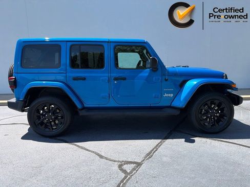 Certified 2023 Jeep Wrangler Unlimited Sahara w/ Cold Weather Group AWD/4WD image 8