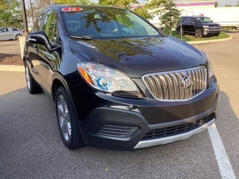 Used 2016 Buick Encore FWD image 2