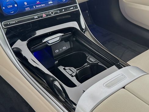 Certified 2022 Mercedes-Benz C 300 Sedan image 7