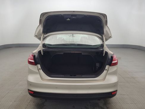 Used 2017 Ford Focus SEL w/ Cold Weather Package image 29