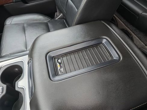 Certified 2018 GMC Sierra 3500 SLT image 18