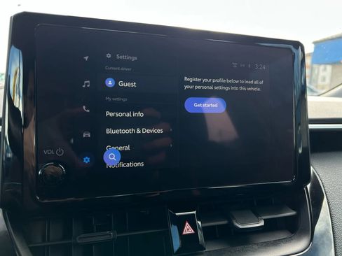 Used 2024 Toyota Corolla SE image 19