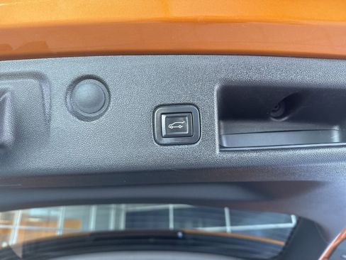 Used 2018 Chevrolet Equinox LT image 13