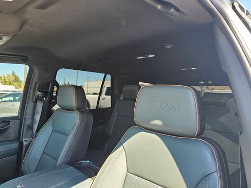 Certified 2026 GMC Yukon AT4 AWD/4WD image 31