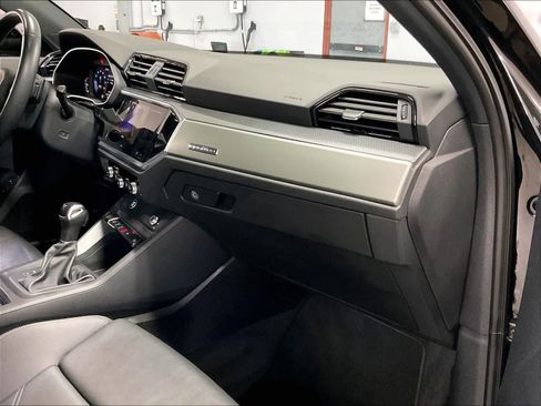 Certified 2023 Audi Q3 2.0T Premium w/ Black Optic Sport Package image 17