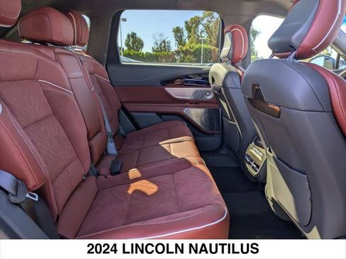 Used 2024 Lincoln Nautilus Black Label image 29