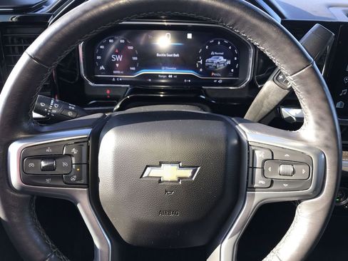 Used 2022 Chevrolet Silverado 1500 LT image 14