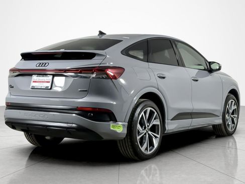 Used 2023 Audi Q4 e-tron Premium Plus w/ Premium Plus AWD/4WD image 5