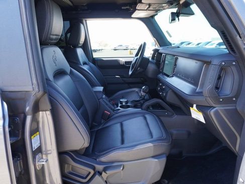Certified 2025 Ford Bronco Badlands image 21