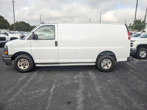 Certified 2024 GMC Savana 2500 w/ Driver Convenience Package image 6