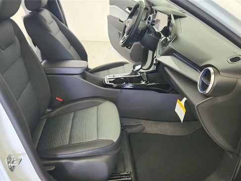 New 2026 Chevrolet Trax LT FWD image 36