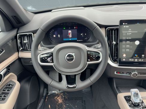 New 2026 Volvo XC90 B6 Ultra image 25