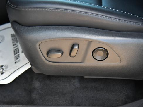 Used 2024 GMC Acadia Elevation FWD image 17