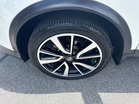 Used 2019 Nissan Rogue Sport SL w/ Premium Package AWD/4WD image 36