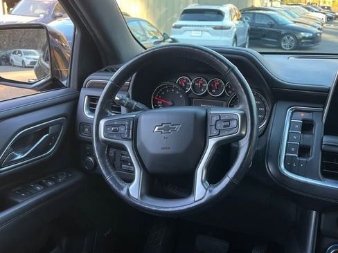 Used 2021 Chevrolet Tahoe Z71 w/ Z71 Signature Package AWD/4WD image 19